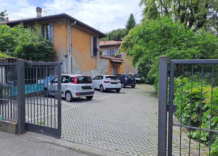 Gabbinoholidayhome Appartamento In Suggestiva Corte